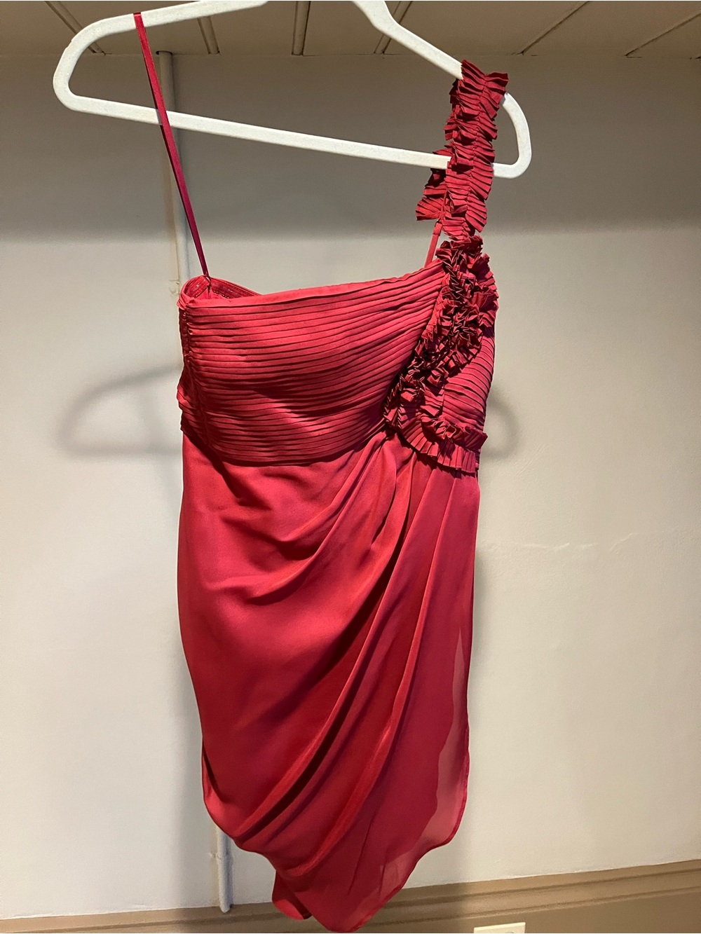 BCBGMaxAzria Red One-Shoulder Ruffle Cocktail Dress